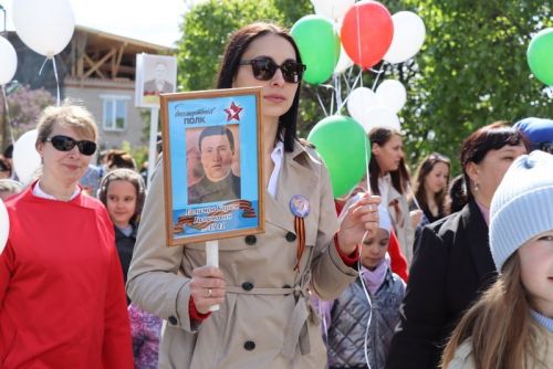 9 Май – Җиңү көнендә  Сабада 5 меңгә якын  кеше  парадка чыкты