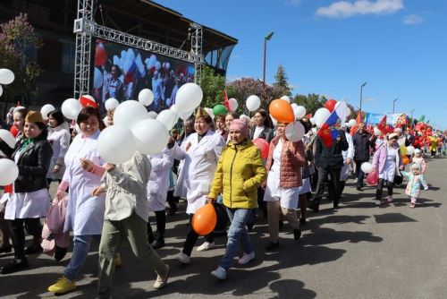 9 Май – Җиңү көнендә  Сабада 5 меңгә якын  кеше  парадка чыкты