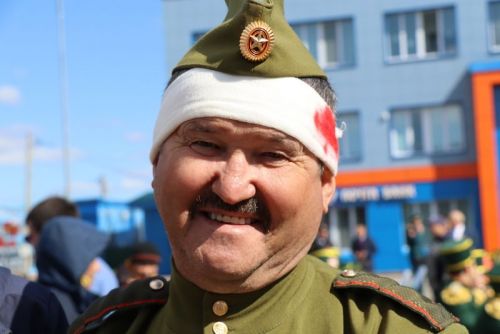9 Май – Җиңү көнендә  Сабада 5 меңгә якын  кеше  парадка чыкты