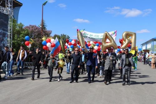 9 Май – Җиңү көнендә  Сабада 5 меңгә якын  кеше  парадка чыкты
