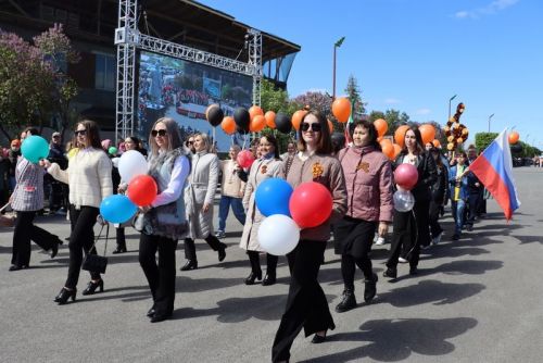 9 Май – Җиңү көнендә  Сабада 5 меңгә якын  кеше  парадка чыкты