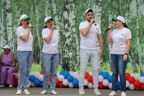 Сабантуйның сабан һәм  җыр бәйгесе батырлары тәкә  алды