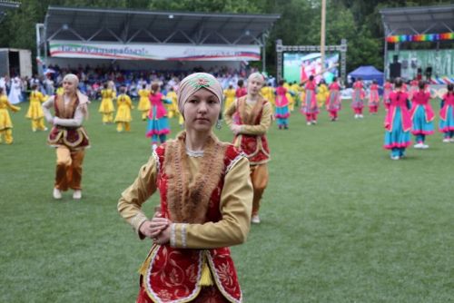 Сабантуйның сабан һәм  җыр бәйгесе батырлары тәкә  алды