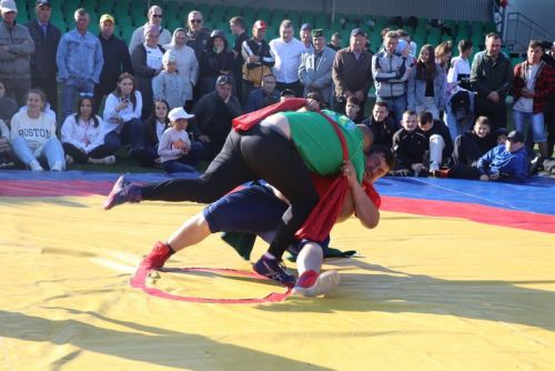 Делюс абсолют батыр калды, яшүсмерләр арасында Нияз Хәлиуллин барысын  да шаккаттырды