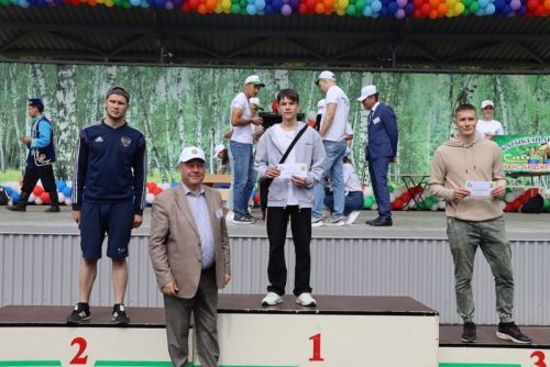 Сабантуйның сабан һәм  җыр бәйгесе батырлары тәкә  алды