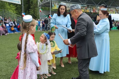 Сабантуйның сабан һәм  җыр бәйгесе батырлары тәкә  алды