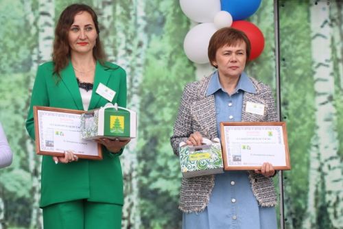 Сабантуйның сабан һәм  җыр бәйгесе батырлары тәкә  алды