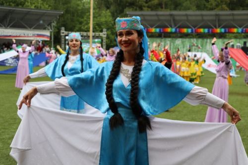 Сабантуйның сабан һәм  җыр бәйгесе батырлары тәкә  алды