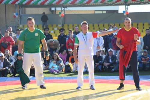 Делюс абсолют батыр калды, яшүсмерләр арасында Нияз Хәлиуллин барысын  да шаккаттырды