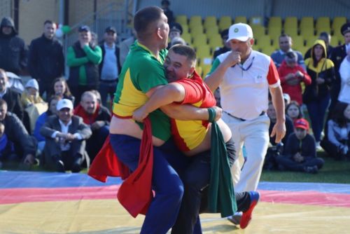 Делюс абсолют батыр калды, яшүсмерләр арасында Нияз Хәлиуллин барысын  да шаккаттырды