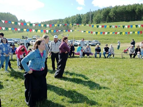 Юлбат авылыннан Сабантуй күренешләре