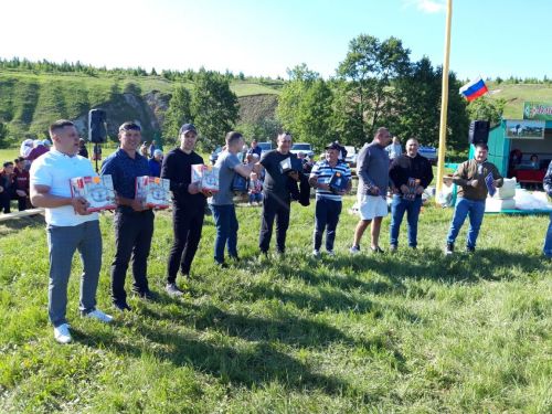 Олы Кибәчедә татарча көрәштә абсолют батыр булып Язнур Гарипов калды