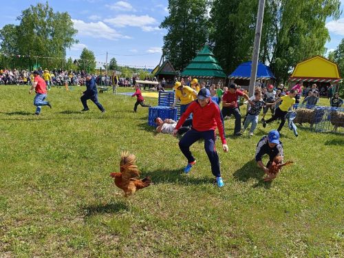 Лесхоз бистәсендә узган быелгы Сабантуй кызыклы уеннары белән истә калыр