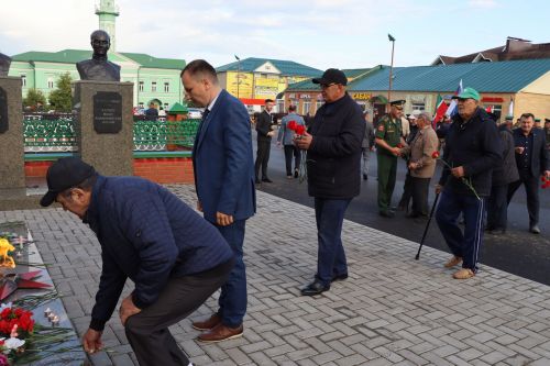 Сабада хәтер шәмнәре  кабынды