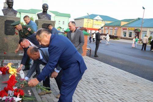 Сабада хәтер шәмнәре  кабынды