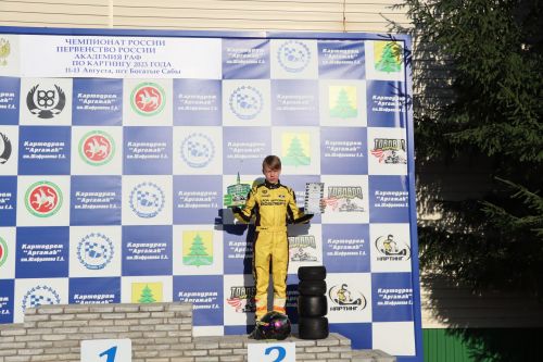 «Аргамак» картодромында  Россия чемпионаты җиңүчеләрен бүләкләү тантанасы узды