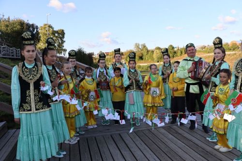 Бүген Сабада Республика көнен билгеләп үттеләр
