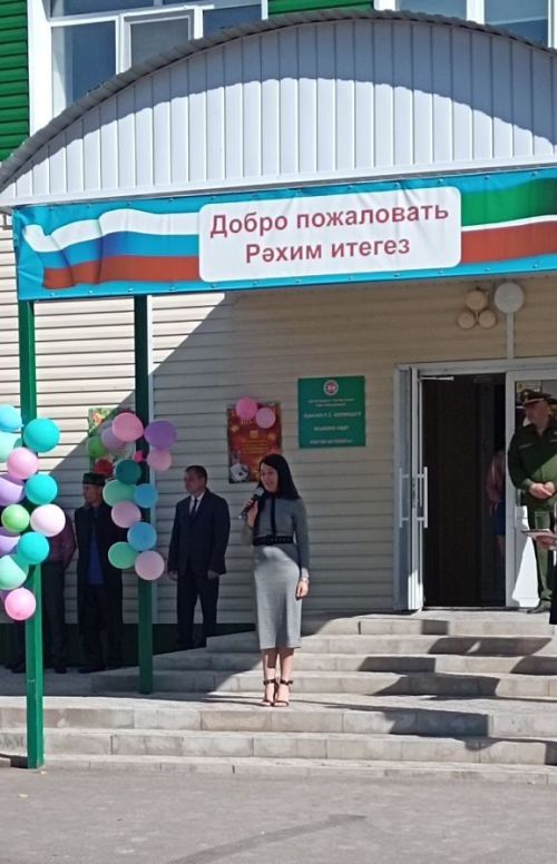 Икшермә кадет-мәктәбендә тәүге кыңгырау 13 укучы өчен яңгырады