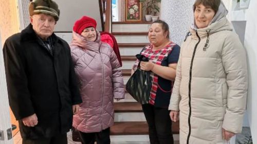Олы Шыңарда сәламәтлек мөмкинлекләре чикләнгән авылдашларын кайгырталар