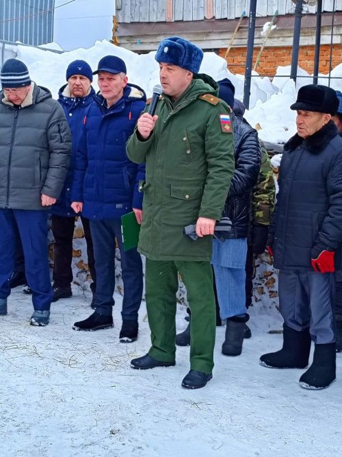 Төбәктә махсус хәрби операциядә катнашкан Илназ Шириев белән  хушлаштылар