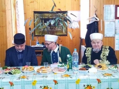 Кече Шыңар  һәм Оет авылы мәчетләрендә авыз ачу мәҗлесләре узды