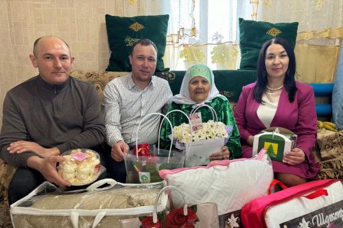 95 яшен тутырган Гөлҗиһан әбинең 11 оныгы, 31 оныкчыгы бар
