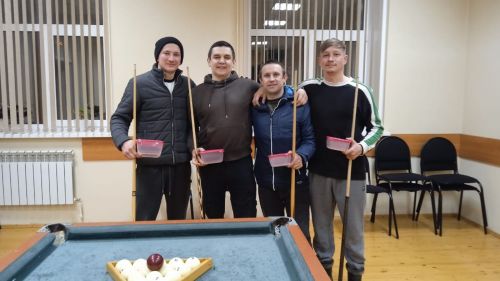 Язлы Арташта бильярд сезонын яптылар