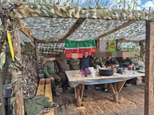 Наил Табанаков махсус хәрби зонада булучы райондашларыбызга хәйрия  концерт куйды