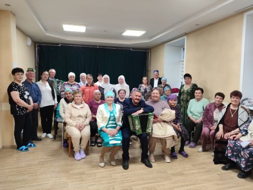 «Саба чишмәләре» иҗат берләшмәсе өлкәннәрне сөендерә