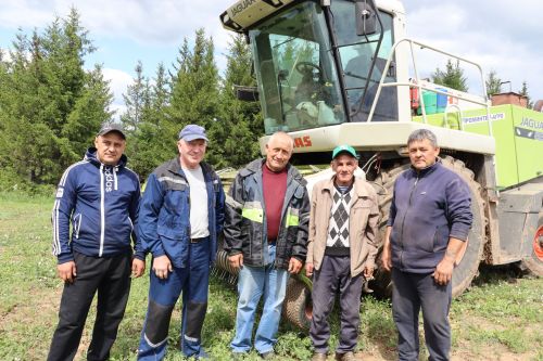 Район хуҗалыкларында 51мең тоннадан артык сенаж салынган