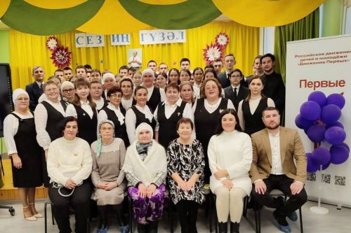 Сатыш урта мәктәбендә районыбыз тарихында якты эз калдырган олуг шәхес Шамил Зиннуровны искә алдылар