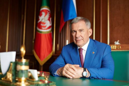Татарстан Республикасы Рәисе Р.Н. Миңнехановның Раштуа бәйрәме уңаеннан КОТЛАВЫ