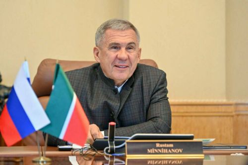 Рөстәм Миңнеханов: Быел Татарстан кырларында лаеклы уңыш үстерелде