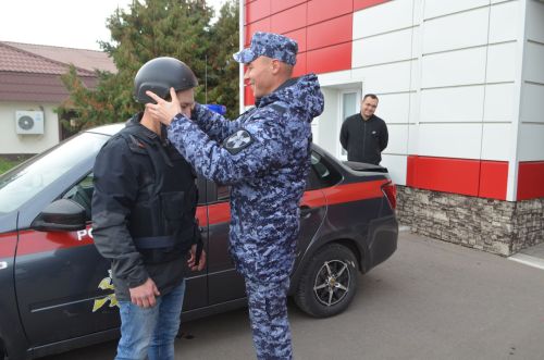 Росгвардиянең “Агитация  автобусы”  Сабага  килде