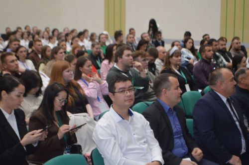 Ивановода  – лаләләр,  Калугада  –  кактуслар, Сабада...