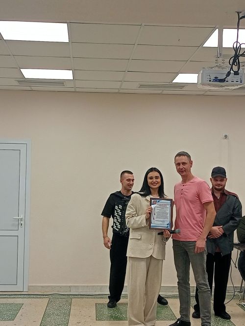 Лесхоз картлар һәм өлкәннәр йортында  популяр җырчы Гөлназ Асаева чыгыш ясады