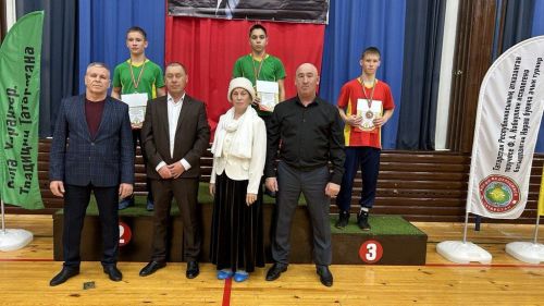 Сабада Фәргать Нәбиуллин истәлегенә ачык  көрәш турниры узды