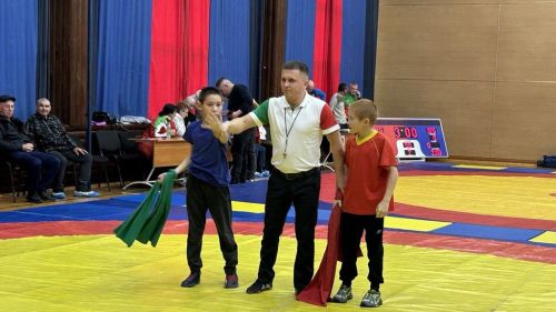 Сабада Фәргать Нәбиуллин истәлегенә ачык  көрәш турниры узды