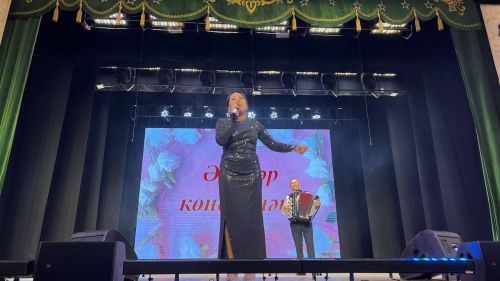 Район мәдәният йортында якынлашып килүче  Әниләр көне уңаеннан бәйрәм концерты узды