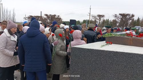 Бүген Сабада Бөек Ватан сугышында һәлак булганнар һәм хәбәрсез югалганнар истәлегенә һәйкәл ачылды