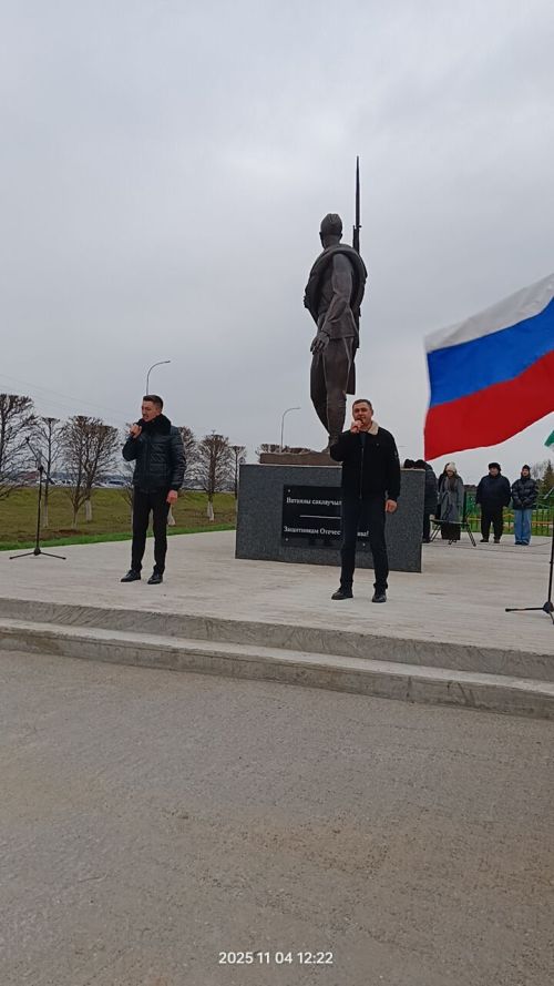 Бүген Сабада Бөек Ватан сугышында һәлак булганнар һәм хәбәрсез югалганнар истәлегенә һәйкәл ачылды