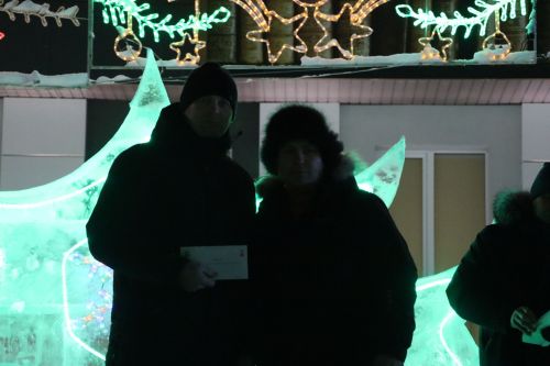 Сабада төп чыршы утларын кабызды