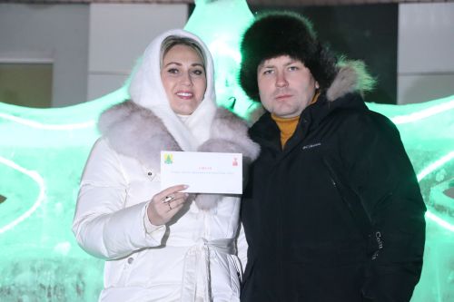 Сабада төп чыршы утларын кабызды