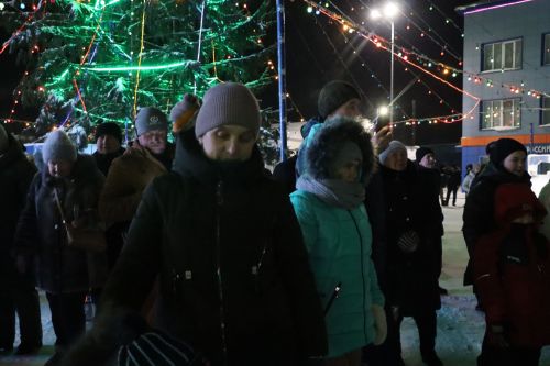 Сабада төп чыршы утларын кабызды