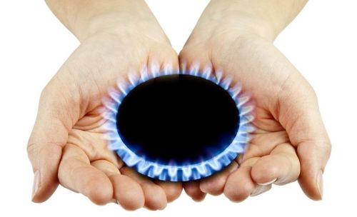 Прокуратура  катнашыннан  соң  улы СВОда булган ананың  йортына газ  кертелде