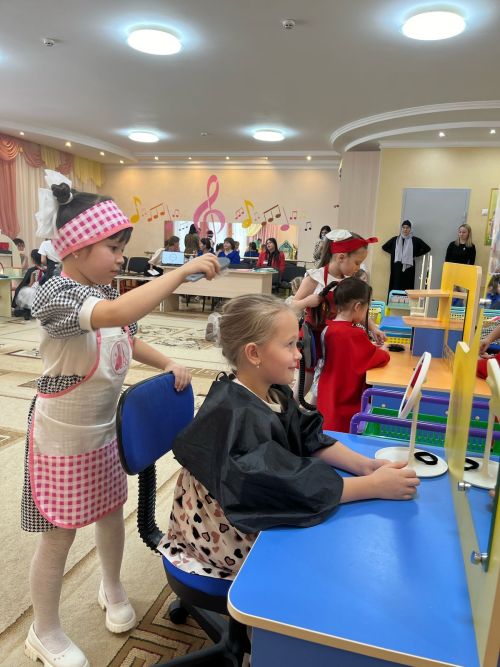 Балалар һөнәргә өйрәнә