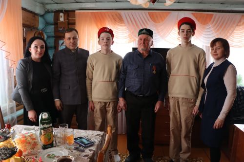 Тылда эшләгән өлкән  абыйлар   медаль  алды