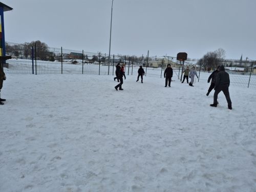 Сатышта титаннар көрәше узды