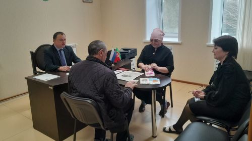 Сатып алучыларга товарлар һәм сатучы турында нинди мәгълүмат бирелергә тиеш?