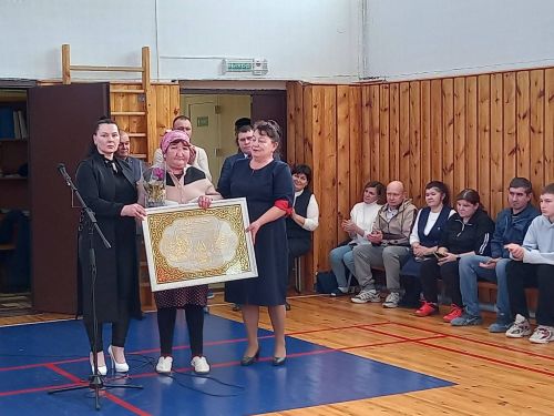 Иске Мичәндә махсус хәрби операциядә вафат булган авылдашларын искә алдылар